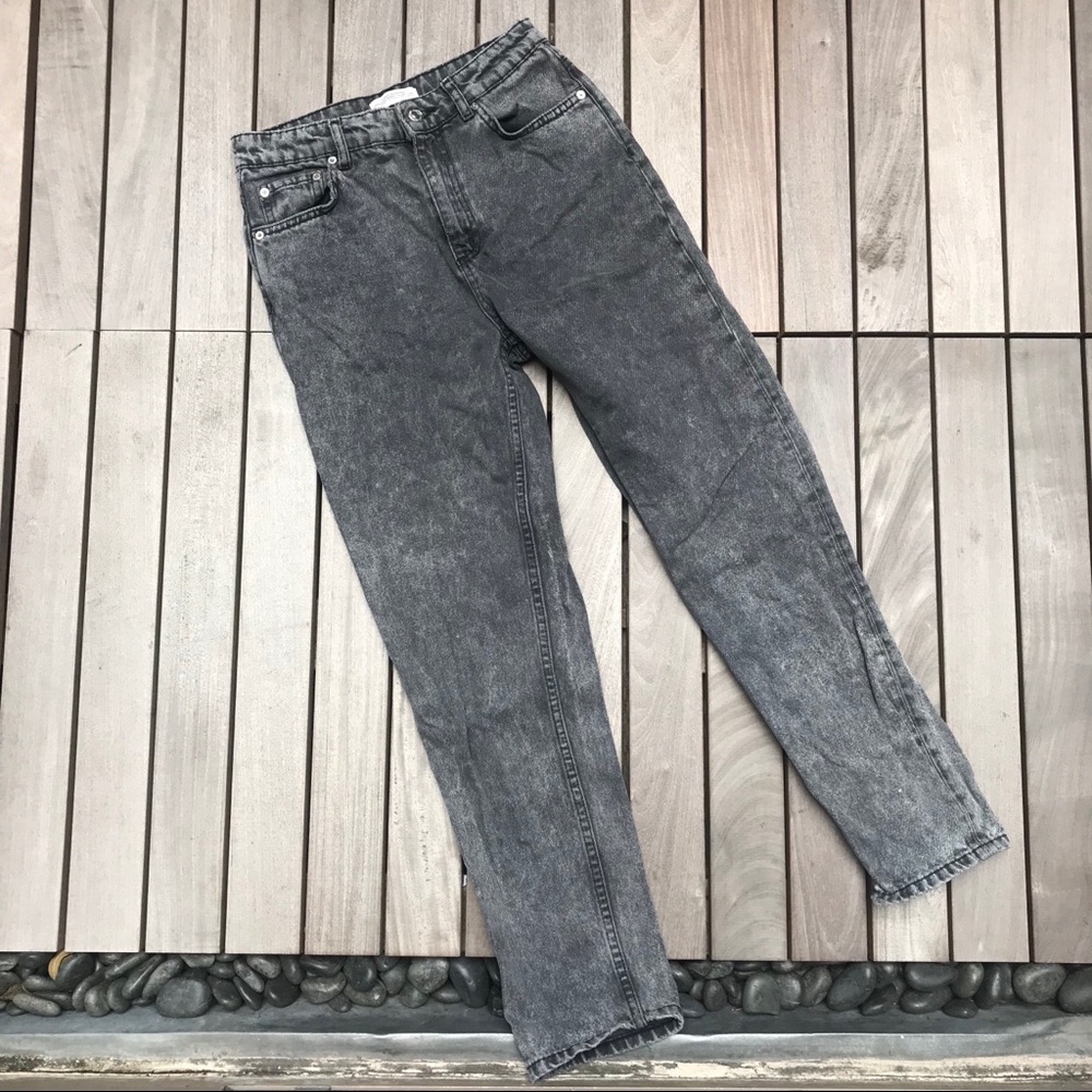 ZARA Grey Denim Stoned Washed Ankle Cut Jeans